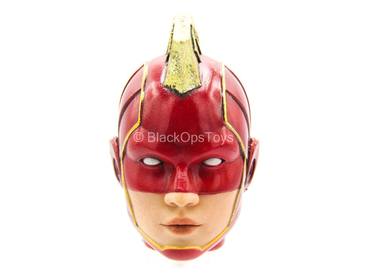 Universe Superhuman - Female Head Sculpt w/Red Helmet