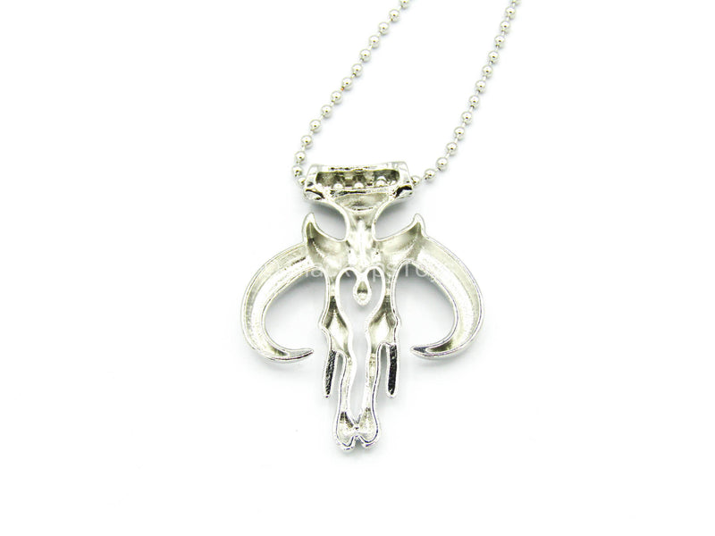 Load image into Gallery viewer, 1/1 Scale - The Mandalorian - Metal Mythosaur Skull Necklace

