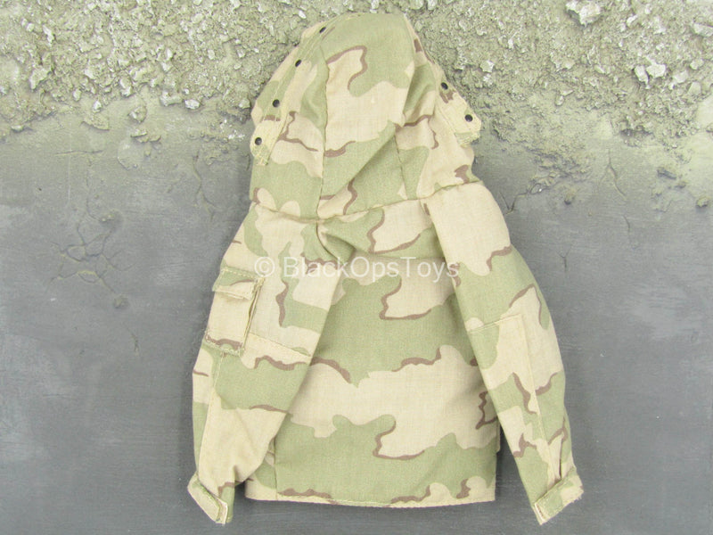 Load image into Gallery viewer, Female Soldier - Desert Camo Cold Weather Jacket
