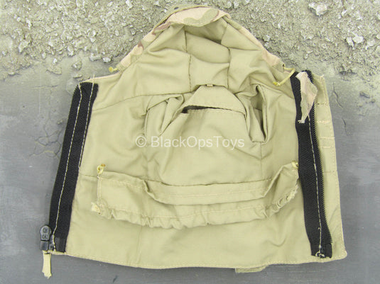 Female Soldier - Desert Camo Cold Weather Jacket