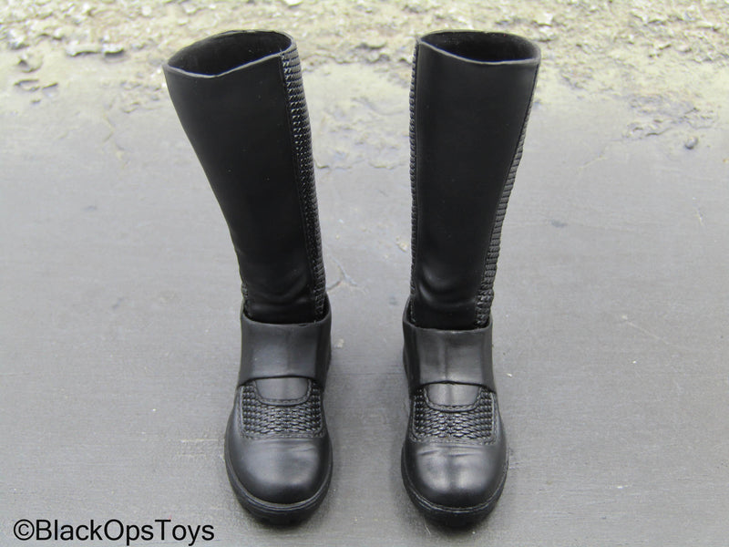 Load image into Gallery viewer, Batman Begins - Black 2-Part Boots (Peg Type)
