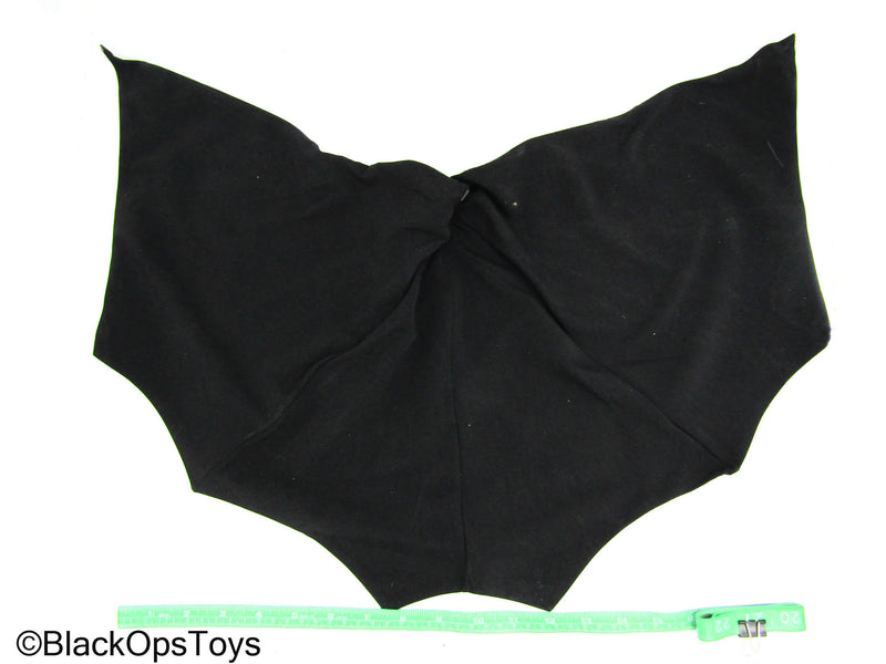 Load image into Gallery viewer, Batman Begins - Black Wired Cape
