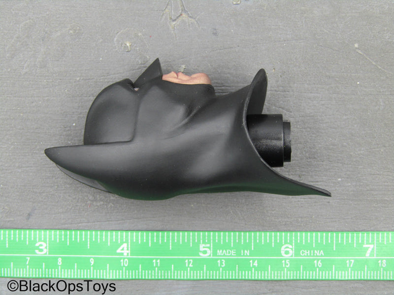 Load image into Gallery viewer, Batman Begins - Male Masked Head Sculpt w/Magnetic Mouths
