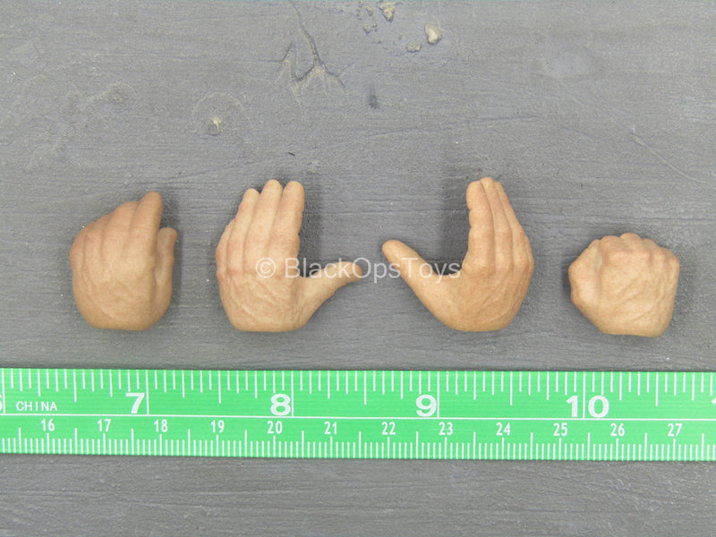 Load image into Gallery viewer, GOT - Tyrion Lannister - Little Person Male Hand Set Type 2 (x4)
