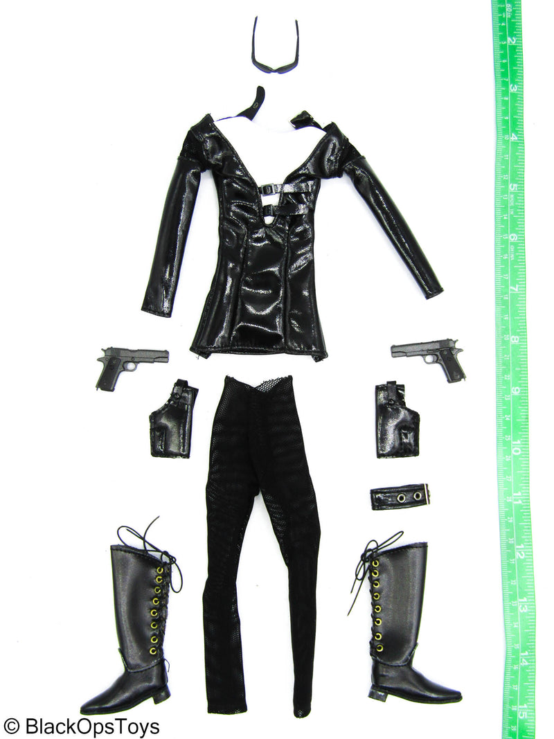 Load image into Gallery viewer, Spy Girls - Fashion &amp; Gear Set (Black Ver.) - MINT IN BOX
