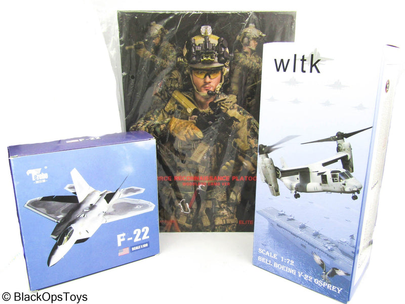 Load image into Gallery viewer, Force Reconnaissance Platoon w/Aircraft Models Combo - MINT IN BOX
