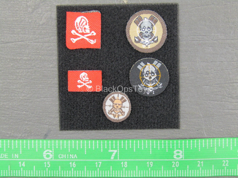 Load image into Gallery viewer, SMU Part XIII Recce Element - Patch Set
