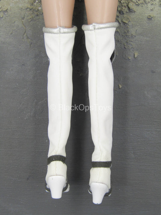 Cool Girl - Law Enforcement Raven - White Leather-Like Boots (Peg Type)