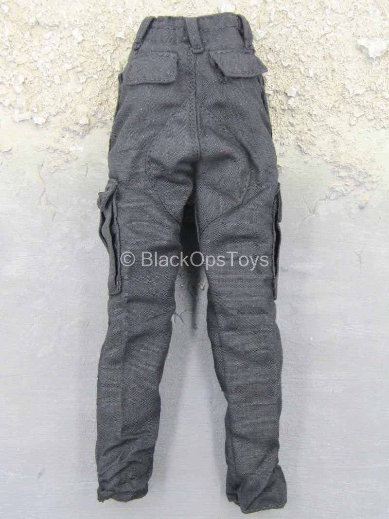 Load image into Gallery viewer, Terminator 2 - Sarah Connor - Black Combat Pants
