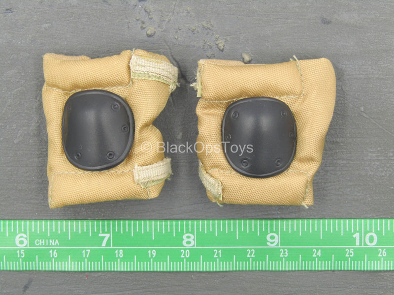 Load image into Gallery viewer, N.S.W. - Desert Operation - Tan Knee Pads
