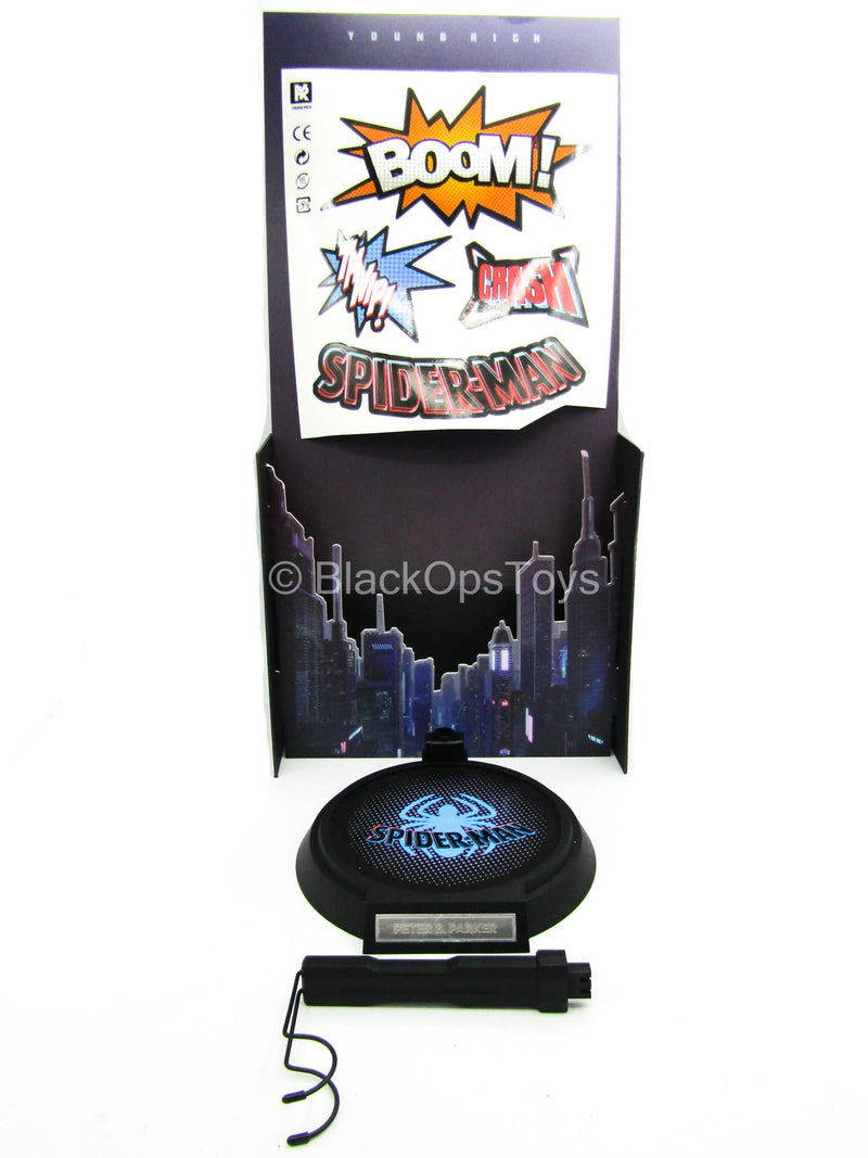 Load image into Gallery viewer, Middle Aged Spiderman - Base Figure Stand w/Background
