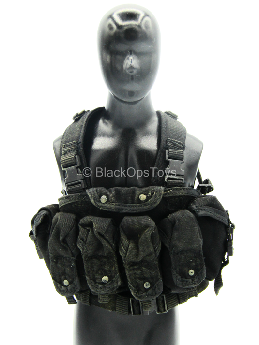 Polar Mountain Striker - Weathered Black Chest Rig