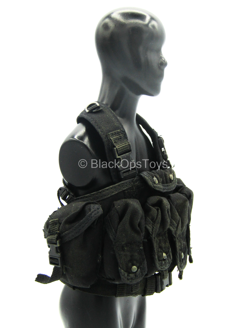 Load image into Gallery viewer, Polar Mountain Striker - Weathered Black Chest Rig
