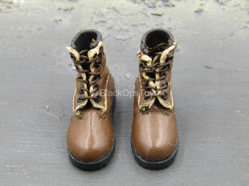 Female Brown Leather Like Hiking Boots (Foot Type)