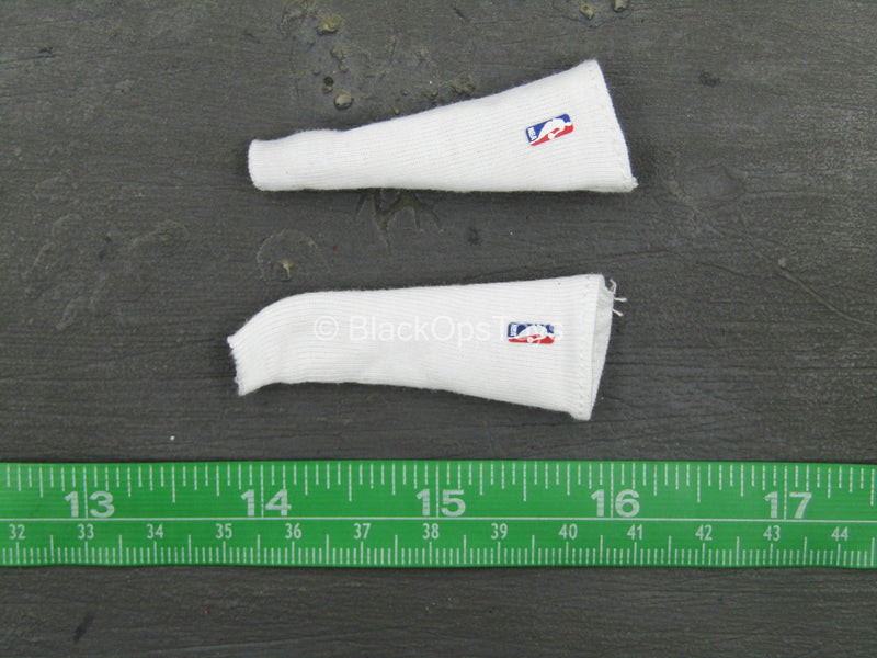 Load image into Gallery viewer, Los Angeles Lakers - LeBron James - Pair of Socks
