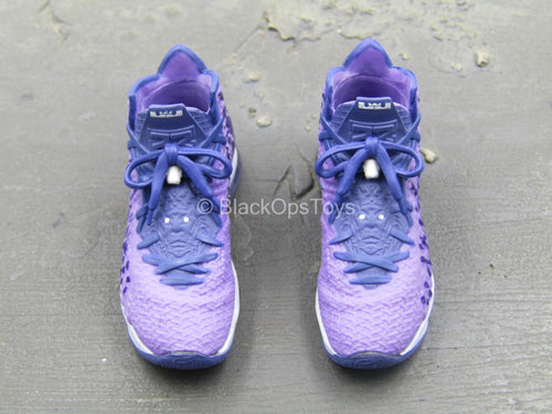 Los Angeles Lakers - LeBron James - LeBron 17 Shoes (Peg Type)