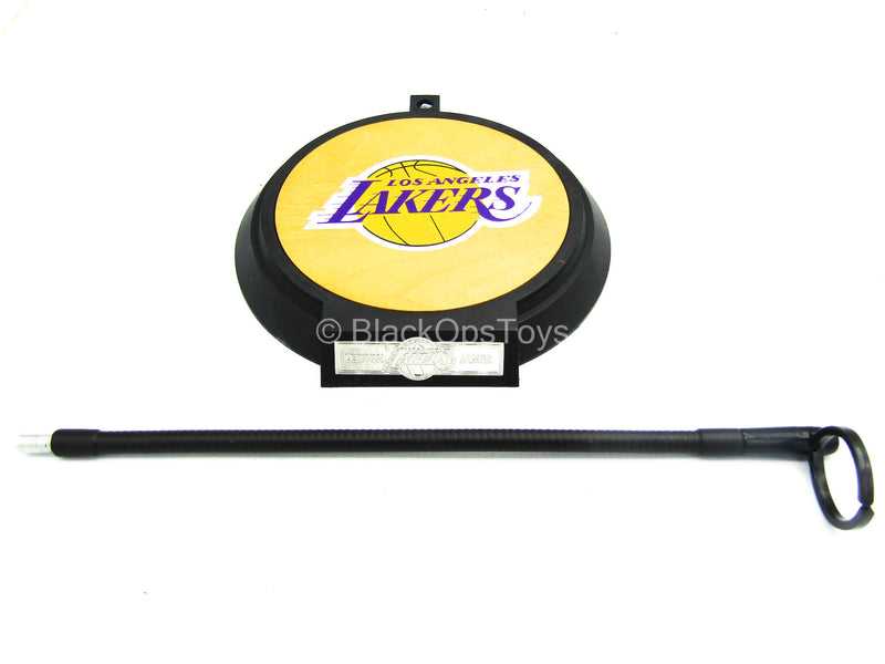 Load image into Gallery viewer, Los Angeles Lakers - LeBron James - Base Figure Stand w/Wooden Base
