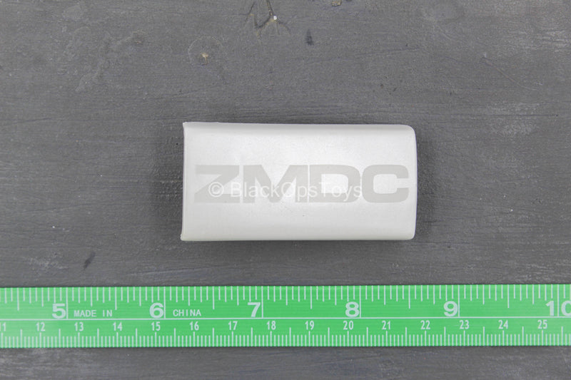 Load image into Gallery viewer, Zero Metal Chronicle - Falcon Z1 - White Shield w/ZMDC Logo
