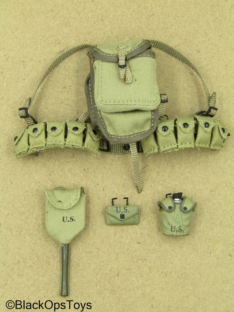 Load image into Gallery viewer, 1/12 - US Army Rangers - Tan Rivet Belt Set w/Pouches
