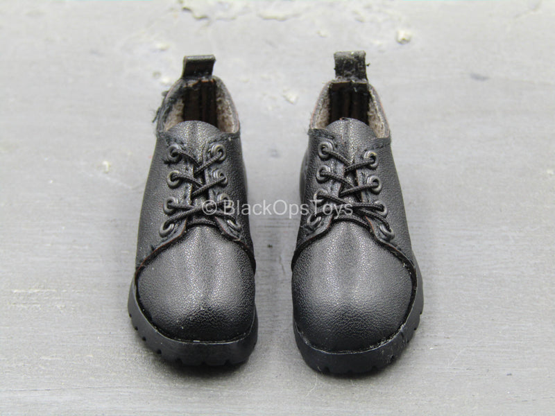 Load image into Gallery viewer, Late Night Killer - Black Leather Like Boots (Peg Type)
