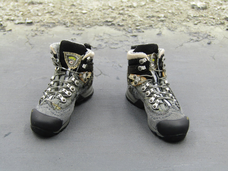 Load image into Gallery viewer, FBI HRT Hostage Rescue Team Kailash Combat Boots Foot Type

