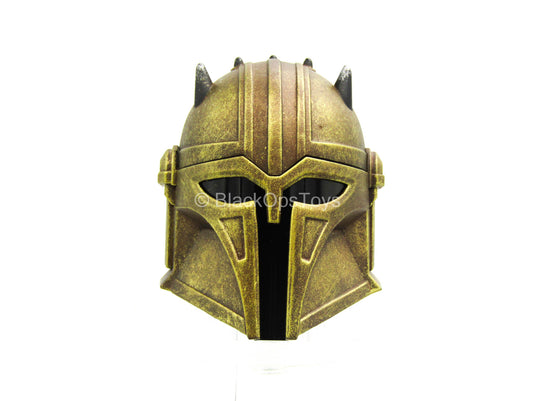 Star Wars - The Armor - Gold Like Female Mandalorian Helmet