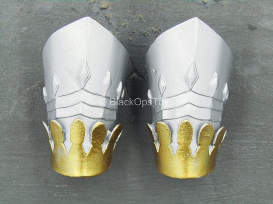 Crown Knight - Metal Silver & Gold Like Female Thigh Armor