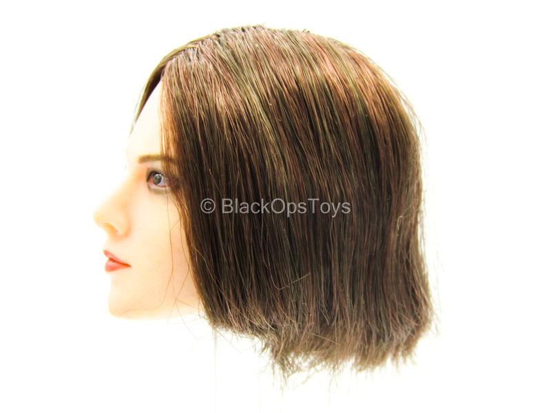 Load image into Gallery viewer, Crown Knight - Female Head Sculpt
