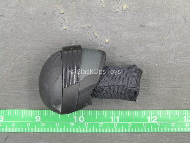 Load image into Gallery viewer, GI JOE - Snake Eyes - Masked Head Sculpt w/Neck Peg
