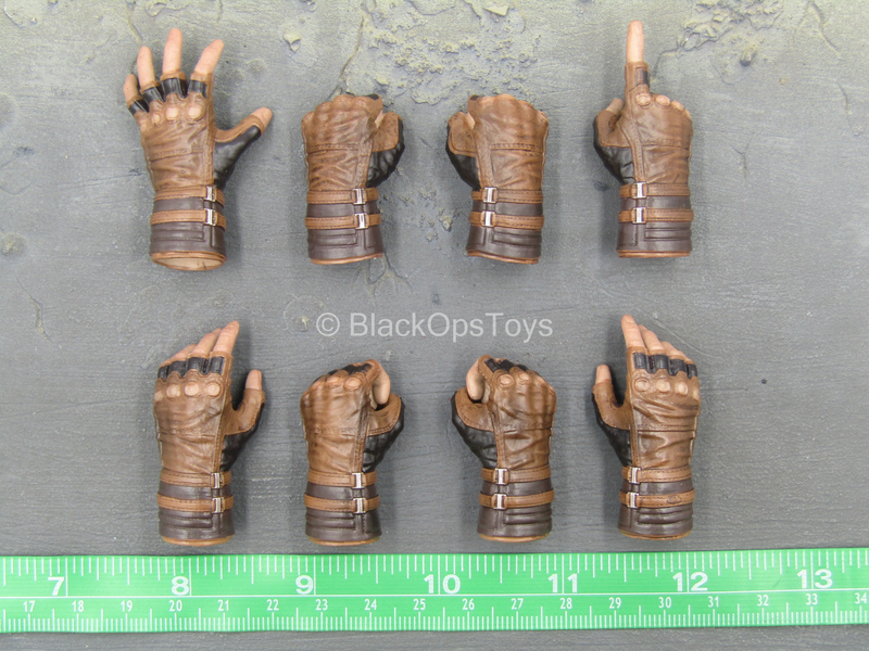 Load image into Gallery viewer, Captain America - Male Brown Gloved Hand Set (x8)
