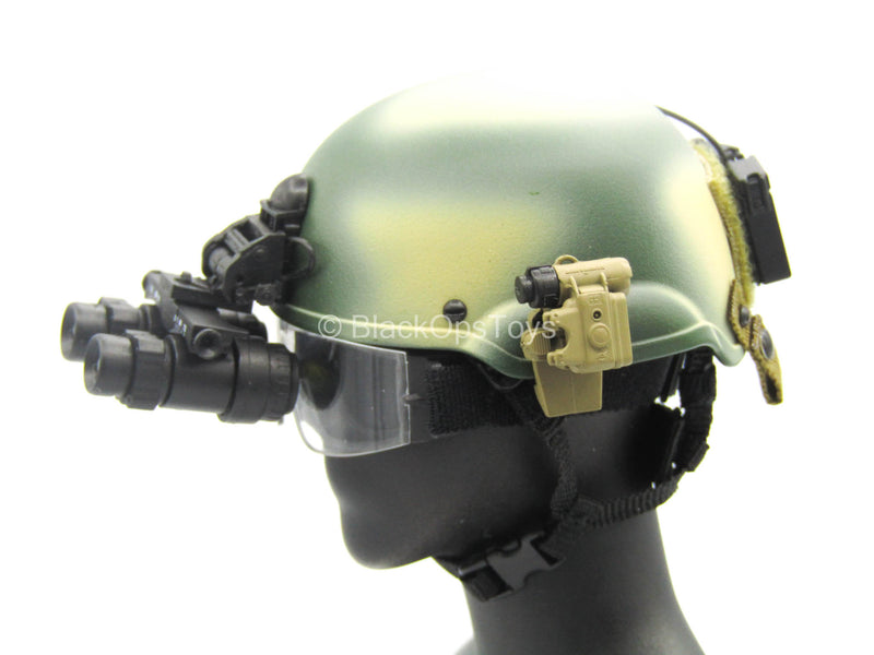 Load image into Gallery viewer, SFOD-D Team Leader - Camo Helmet w/NVG &amp; Goggles Set
