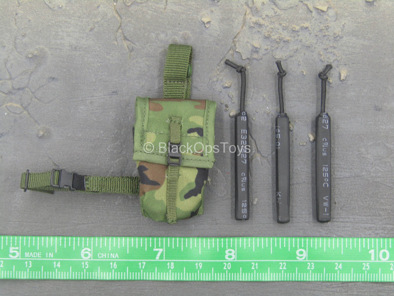 Load image into Gallery viewer, SFOD-D Team Leader - Slap Charges w/Woodland Drop Leg Pouch
