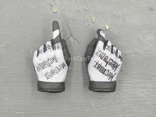 SMU Frozen Night Assault - Black & Grey Right Trigger Gloved Hands