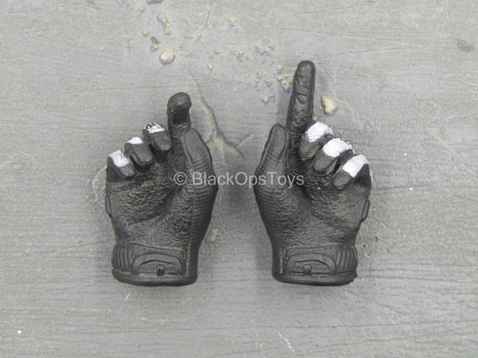 SMU Frozen Night Assault - Black & Grey Right Trigger Gloved Hands