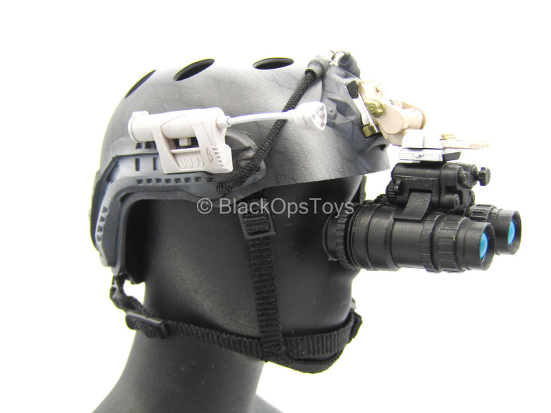 Load image into Gallery viewer, NSW Winter Warfare - MICH Helmet w/NVG Set
