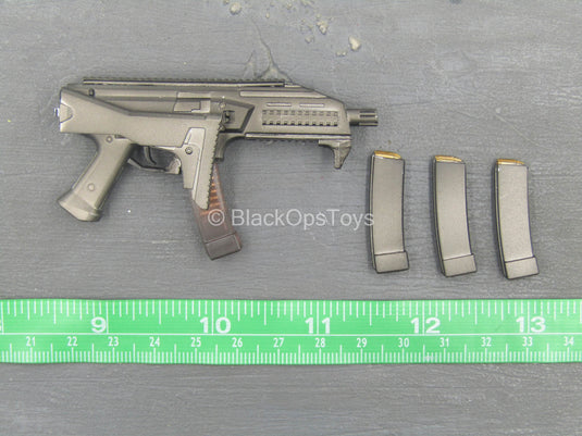 Armed Female 3.0 - CZ Scorpion EVO Submachine Gun Type 2