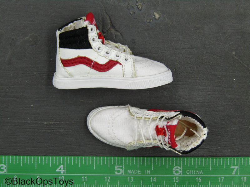 Load image into Gallery viewer, Zone Vigilante - White Sneaker Shoes (Foot Type)
