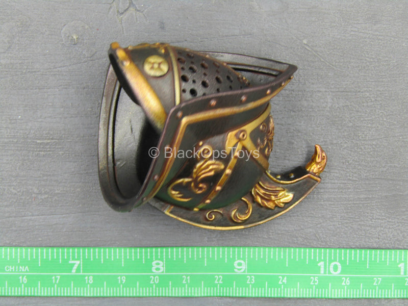 Load image into Gallery viewer, Hunting Ground Fighter - Metal Gladiator Helmet
