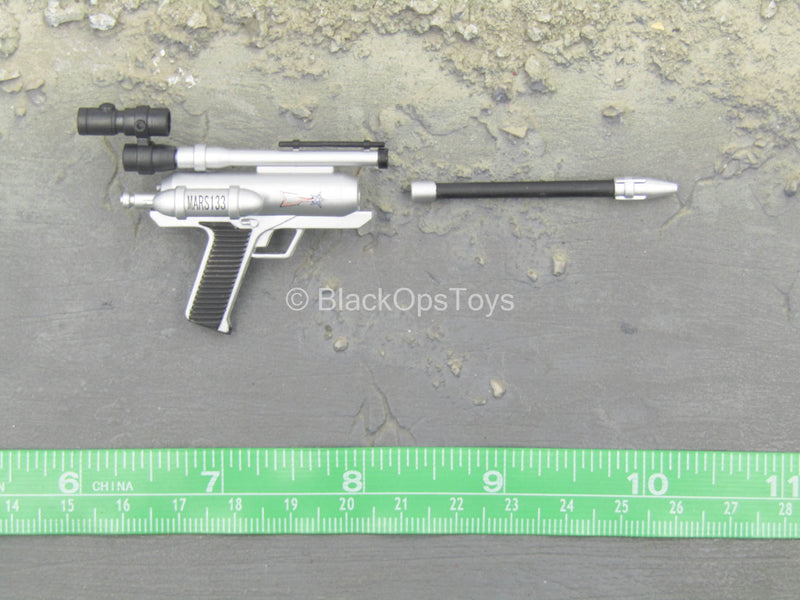 Load image into Gallery viewer, Ultraman - Akiko Fuji - Futuristic Pistol
