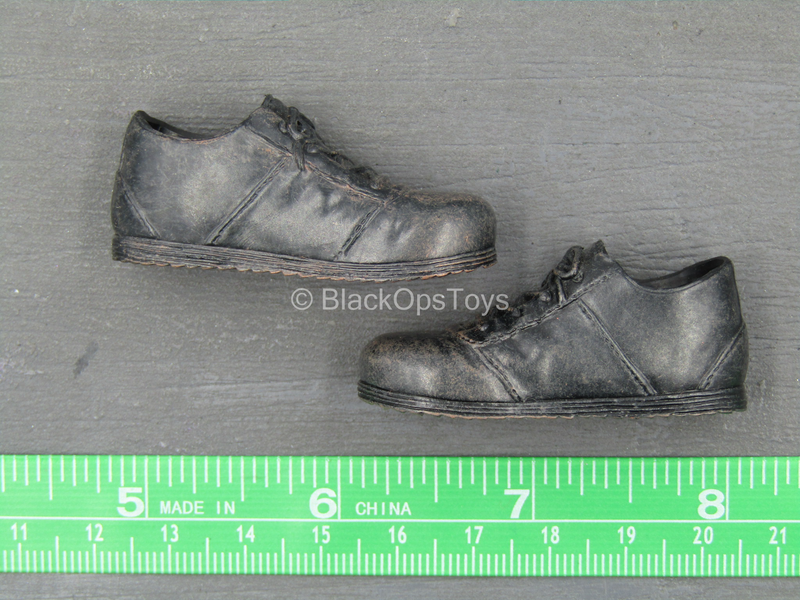 Load image into Gallery viewer, Harry Potter - Ron Weasley - Weathered Shoes (Custom Peg Type)
