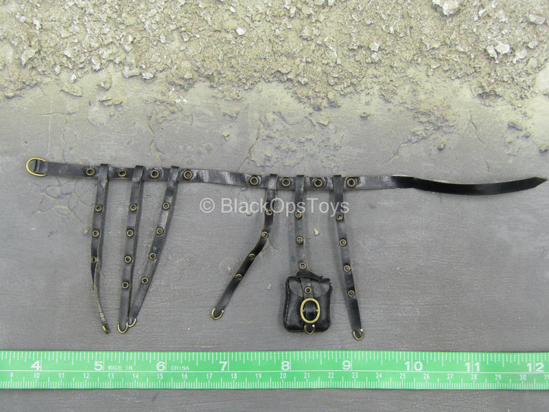 Load image into Gallery viewer, Dao Ma - Leather Like Belt
