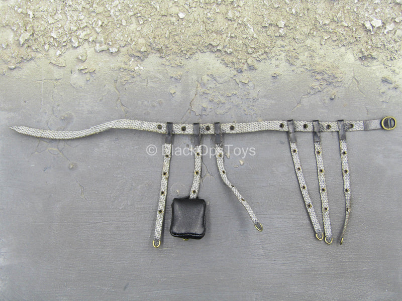 Load image into Gallery viewer, Dao Ma - Leather Like Belt
