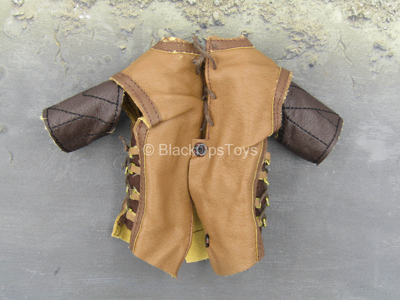 Load image into Gallery viewer, LOTR - Faramir - Tan Leather Like Chest Armor (Damaged)
