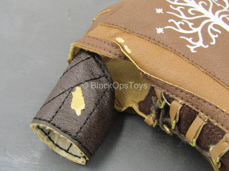 Load image into Gallery viewer, LOTR - Faramir - Tan Leather Like Chest Armor (Damaged)
