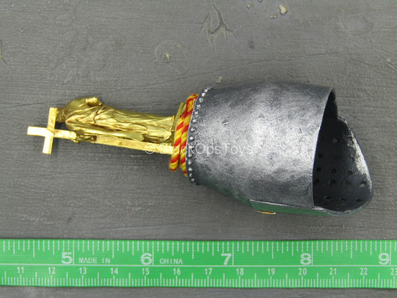 Load image into Gallery viewer, Malta Knights - Templar - Metal Helmet w/Crest
