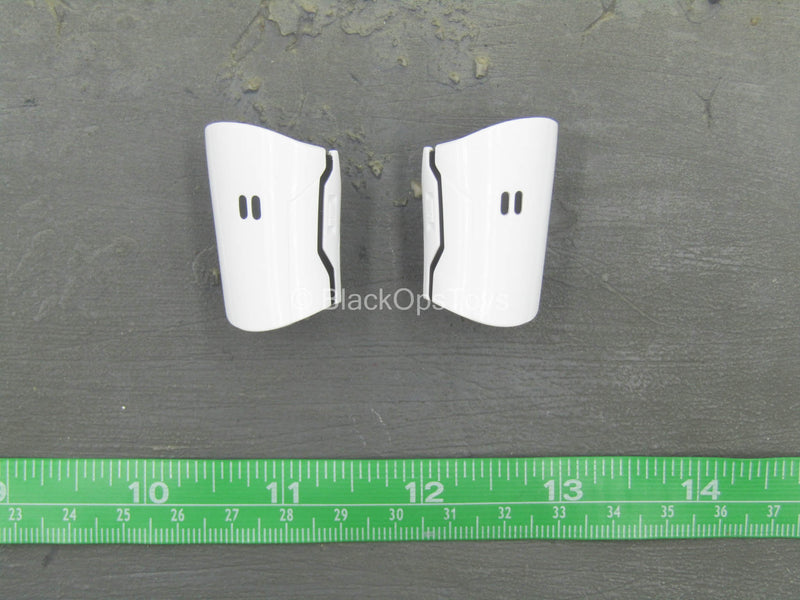 Load image into Gallery viewer, Star Wars - Jet Trooper - White Bicep Armor
