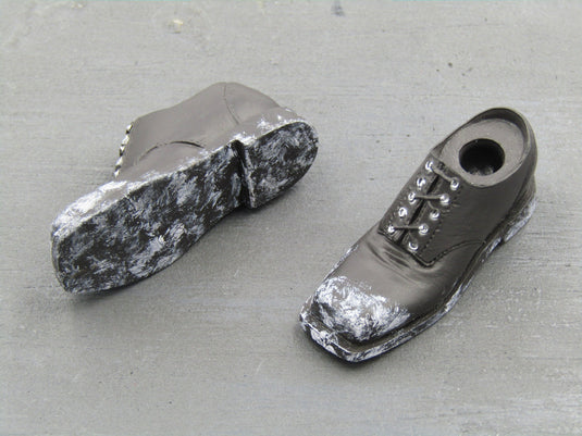 THE BUTCHER II - Scuffed Black Shoes (Peg Type)