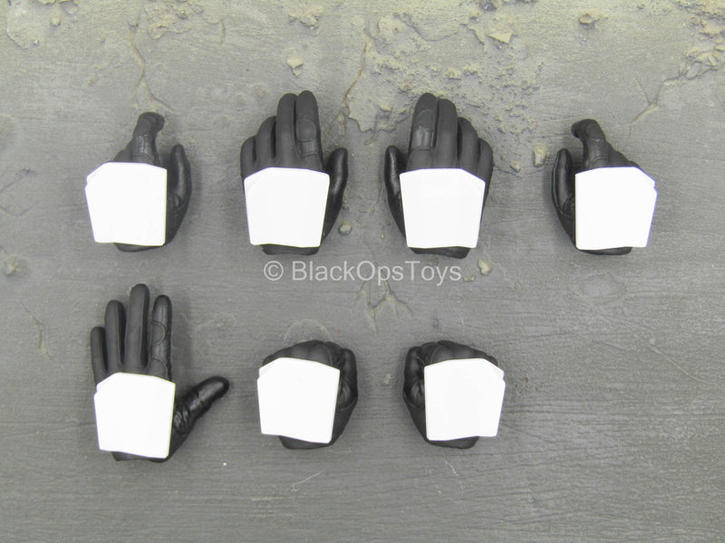 Load image into Gallery viewer, Star Wars - Jet Trooper - White &amp; Black Gloved Hand Set
