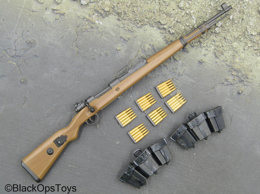 WWII - German Volksgrenadier - Kar98 Rifle w/Sling & Ammo Pouches