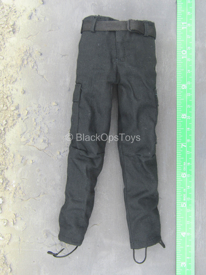Load image into Gallery viewer, Chinese People&#39;s Armed Police - Black Uniform Set
